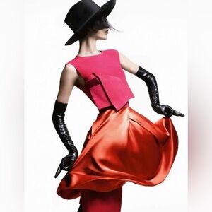 $6825 NWT Giorgio Armani Runway 100% Silk Dress. Made In Italy.